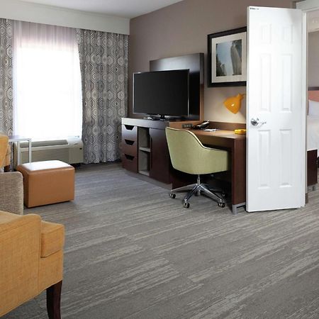 Hampton Inn & Suites Concord-Charlotte Εξωτερικό φωτογραφία