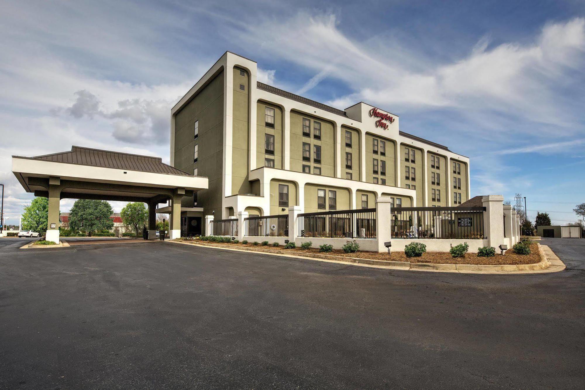 Hampton Inn & Suites Concord-Charlotte Εξωτερικό φωτογραφία