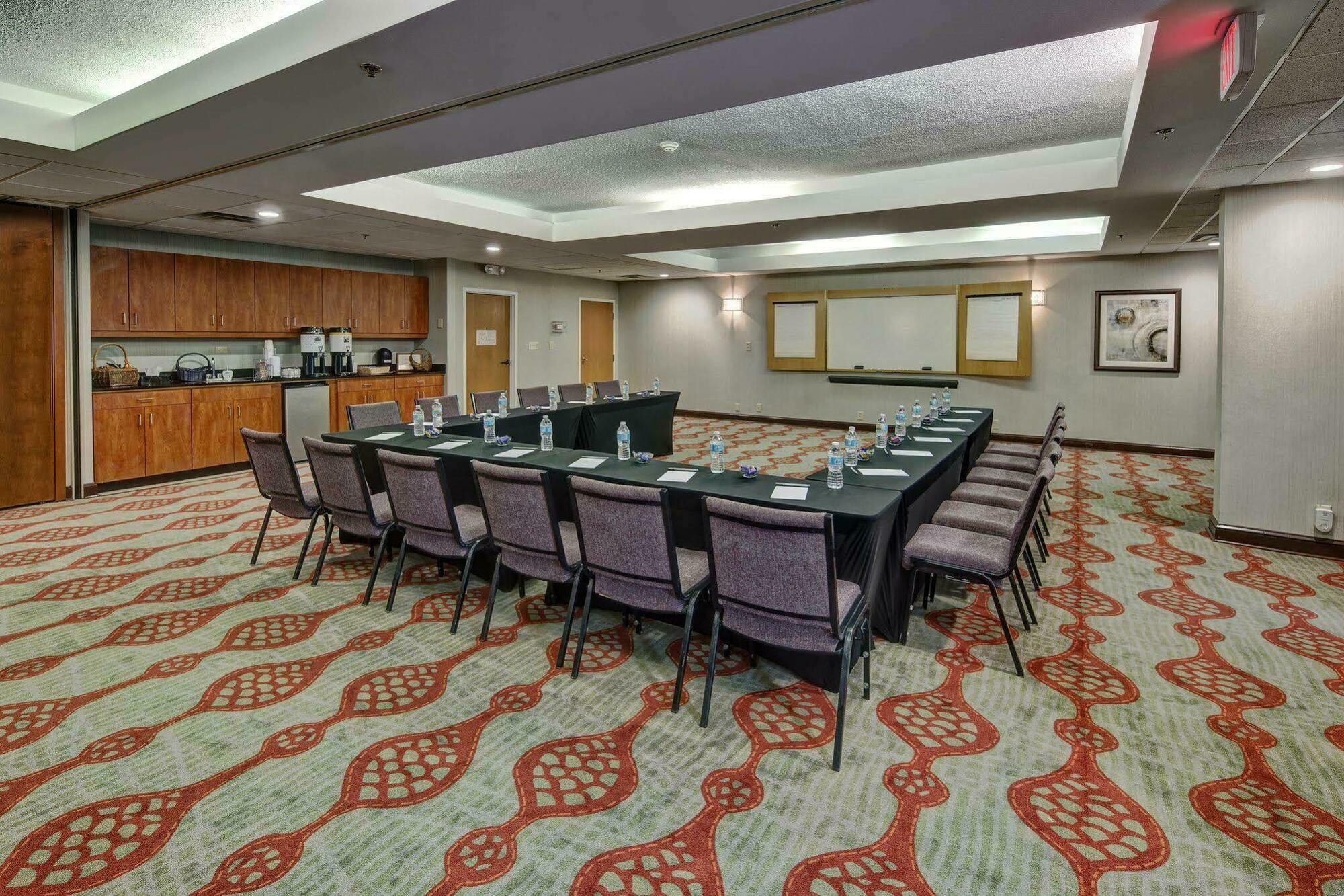 Hampton Inn & Suites Concord-Charlotte Εξωτερικό φωτογραφία