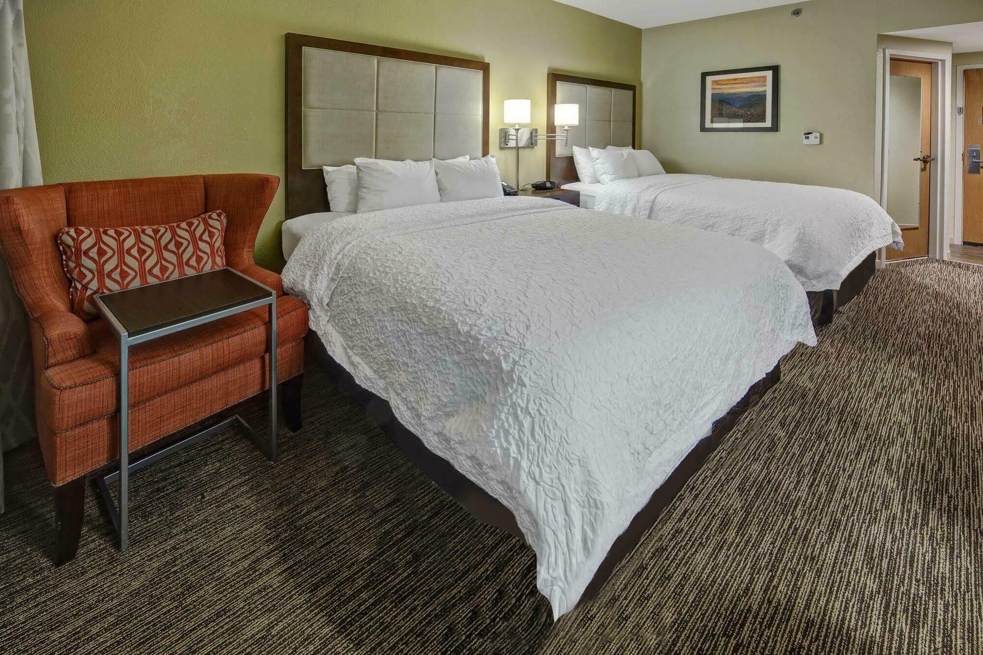 Hampton Inn & Suites Concord-Charlotte Εξωτερικό φωτογραφία